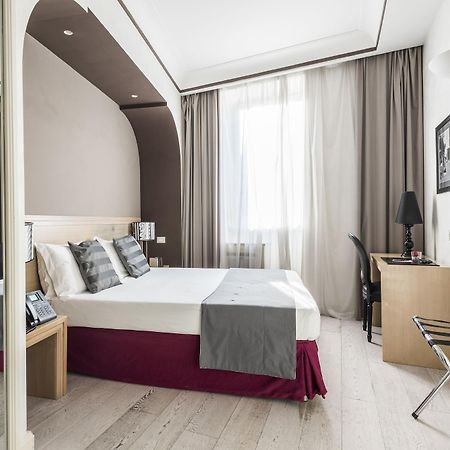 Smart Hotel Pincio Rome Bagian luar foto
