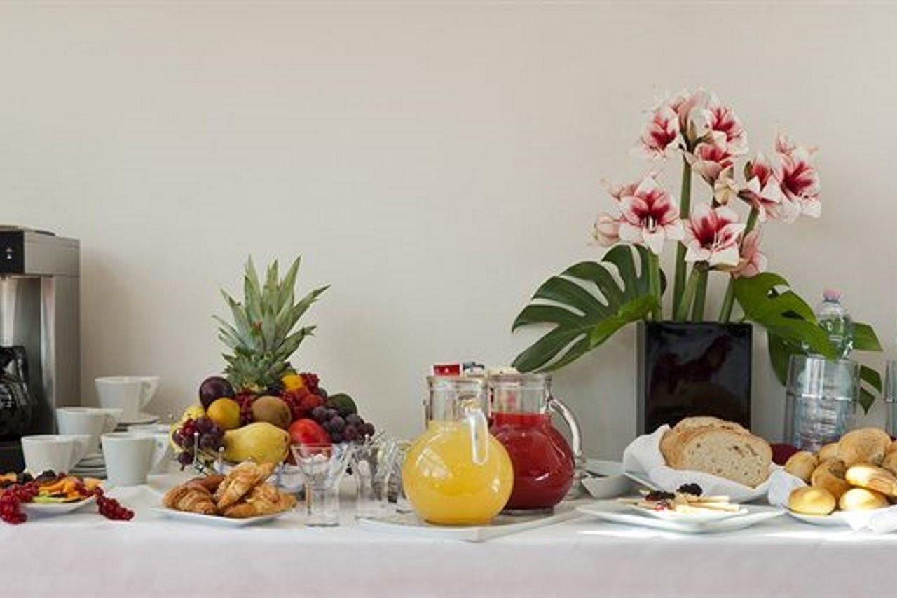 Smart Hotel Pincio Rome Bagian luar foto