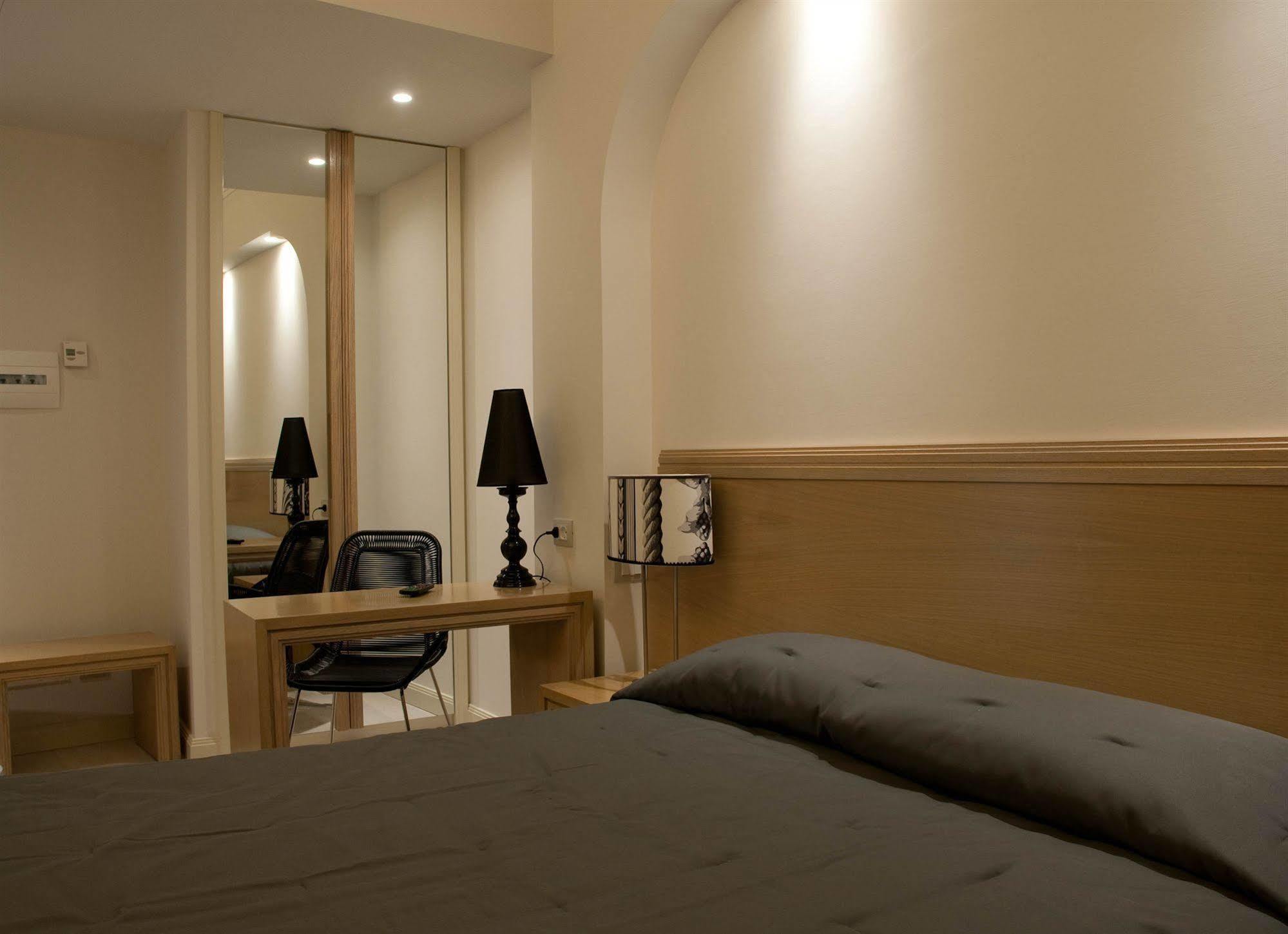 Smart Hotel Pincio Rome Bagian luar foto
