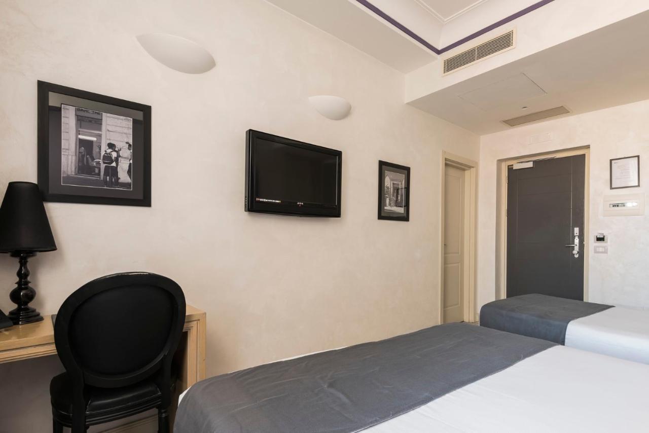 Smart Hotel Pincio Rome Bagian luar foto